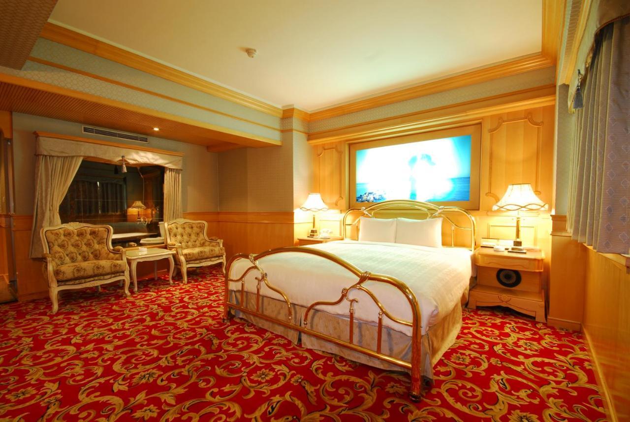 Karo Hotel Kaohsiung Extérieur photo