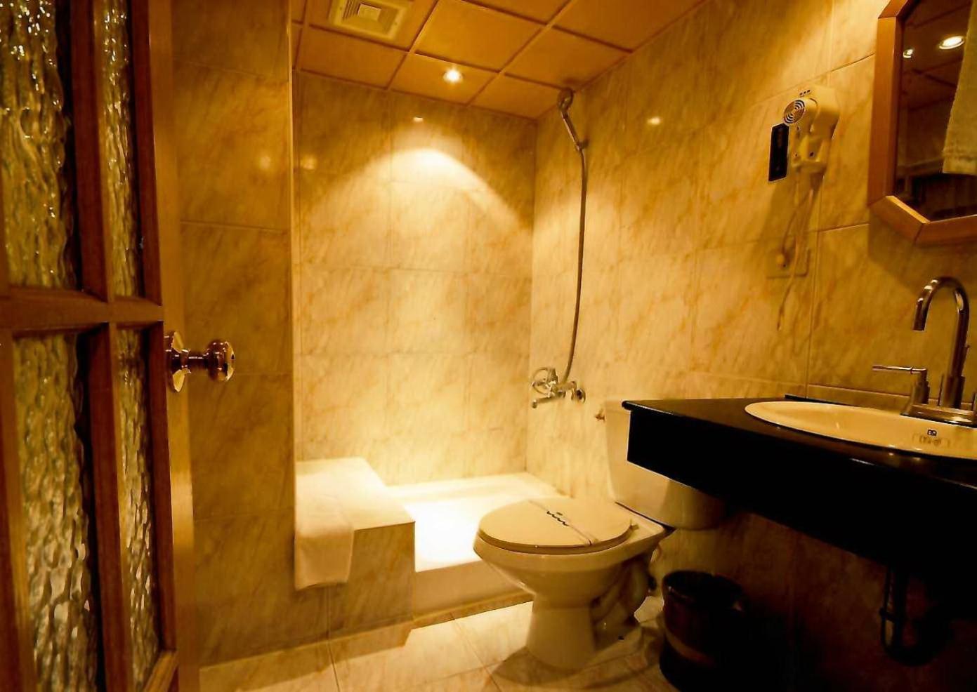 Karo Hotel Kaohsiung Extérieur photo