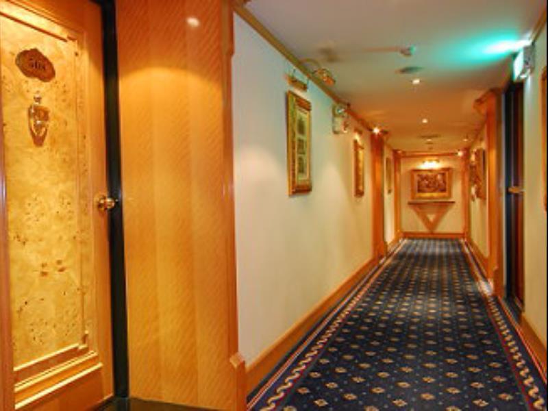 Karo Hotel Kaohsiung Extérieur photo