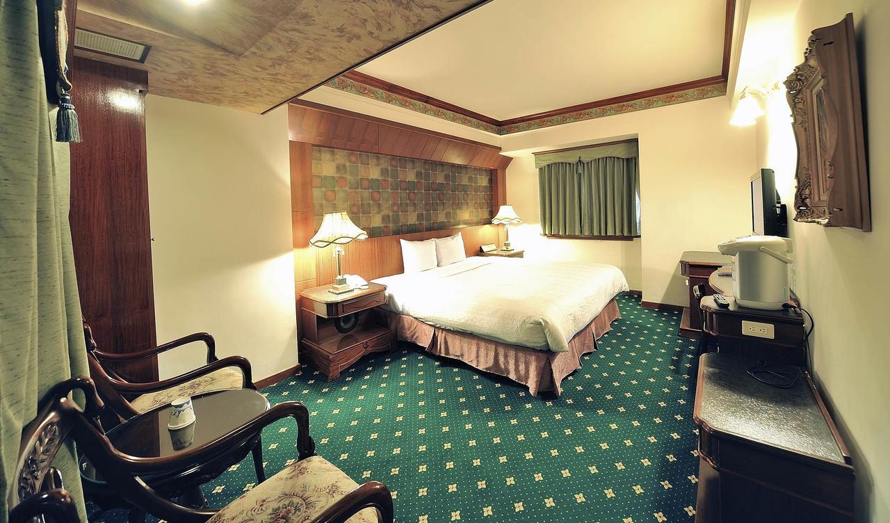 Karo Hotel Kaohsiung Extérieur photo
